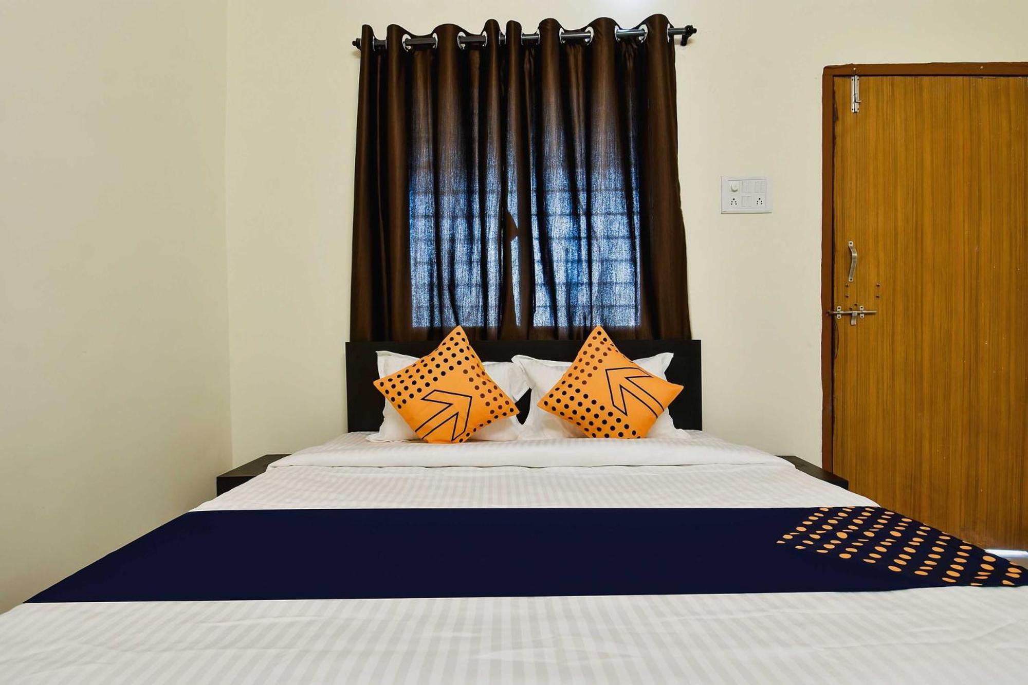 Spot On Carnival Resorts Rāipur Exterior photo